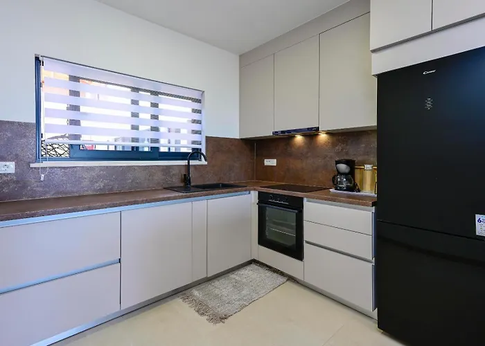 Roso Apartment Orebić